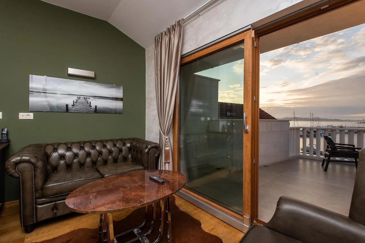 B&B Suites Kod Guste Sukošan