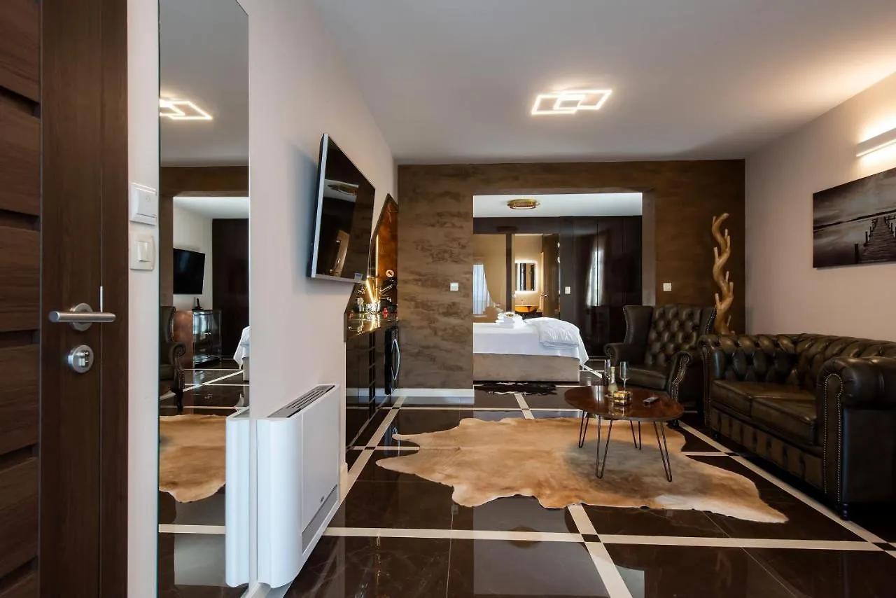 Suites Kod Guste Sukošan B&B